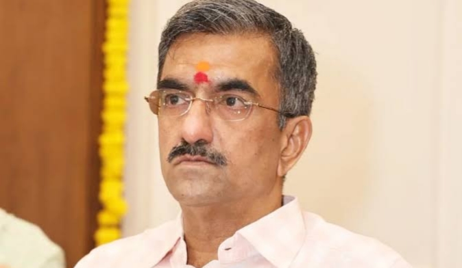 माथेरान येथे ई रिक्षा सुरु करण्याची कार्यवाही गतीने करा - पर्यटनमंत्री शंभूराज देसाई