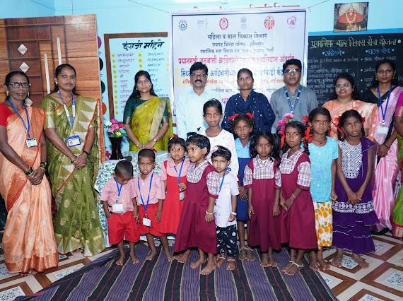 एकात्मिक बाल विकास सेवा योजना आयुक्तांची जिल्ह्यातील अंगणवाडी  केंद्राना भेट
